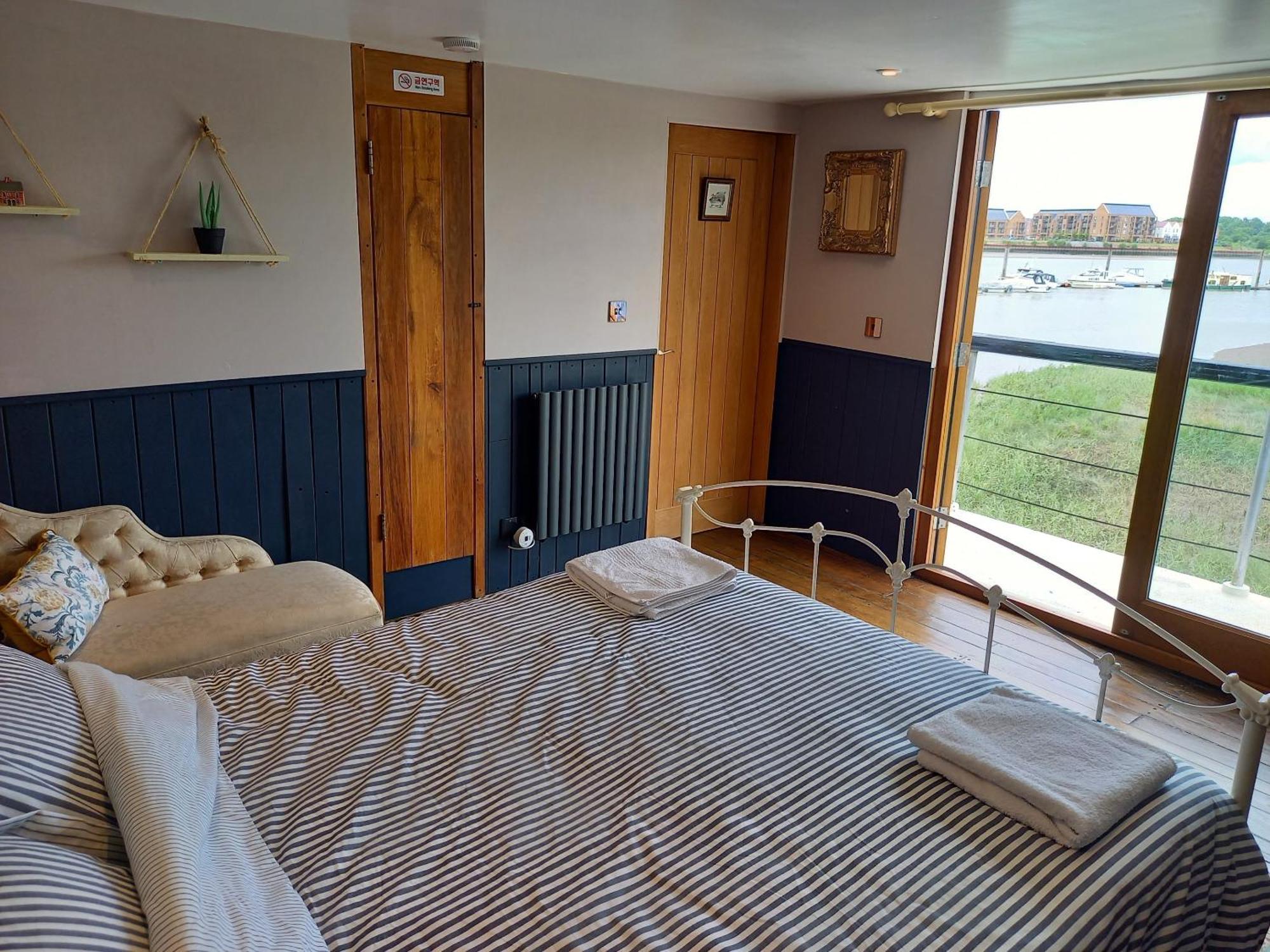 Inner Dowsing Lightship Rochester  Habitación foto